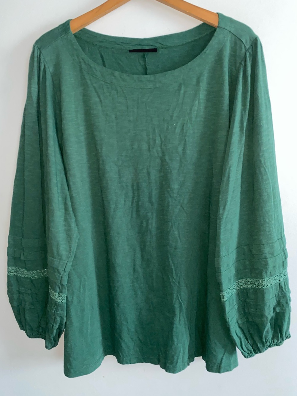 CUTE & COMFY LANE BRYANT TOP - 26/28